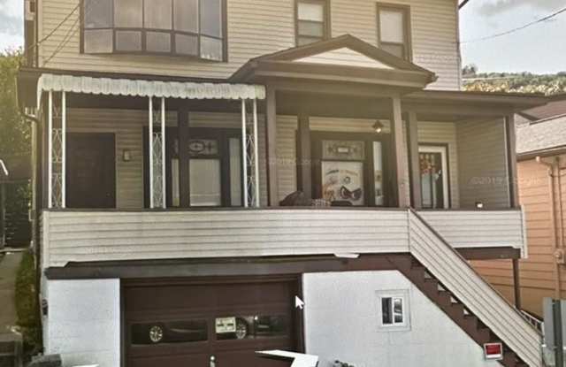 3 bedroom 1 bathroom - 63 West Railroad Street, Nesquehoning, PA 18240 3 bedroom 1 bathroom - 63 West Railroad Street, Nesquehoning, PA 18240