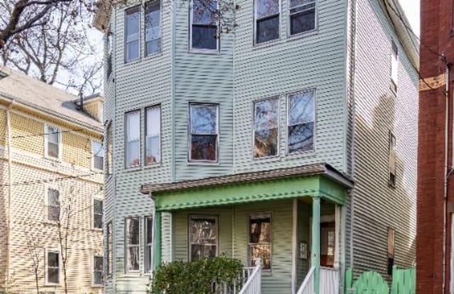 86 Brook Street 3 - 86 Brook Street, Brookline, MA 02445