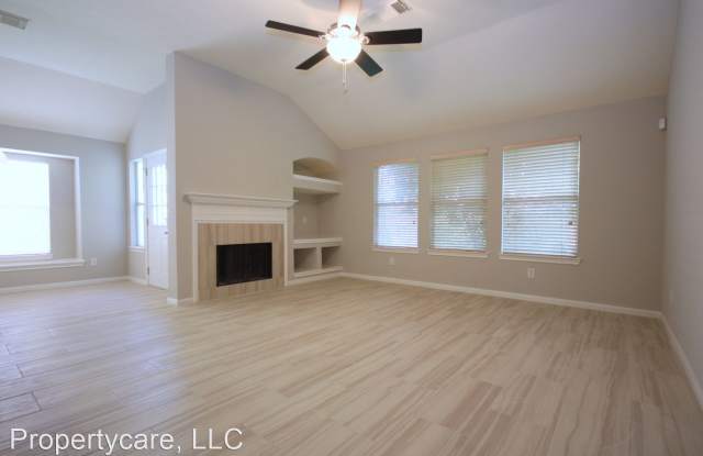 9811 Trailing Moss Dr. Gallery 4