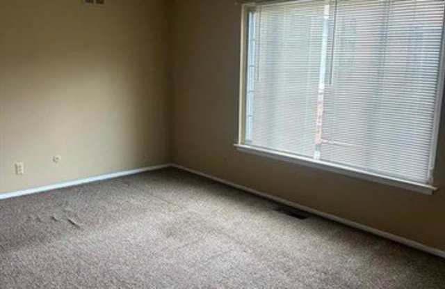 25332 SHIAWASEE Circle Gallery 2