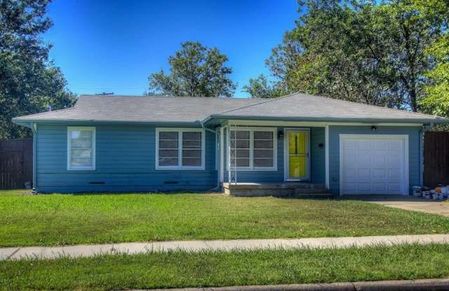1225 Skyline Drive - 1225 Skyline Drive, Greenville, TX 75401