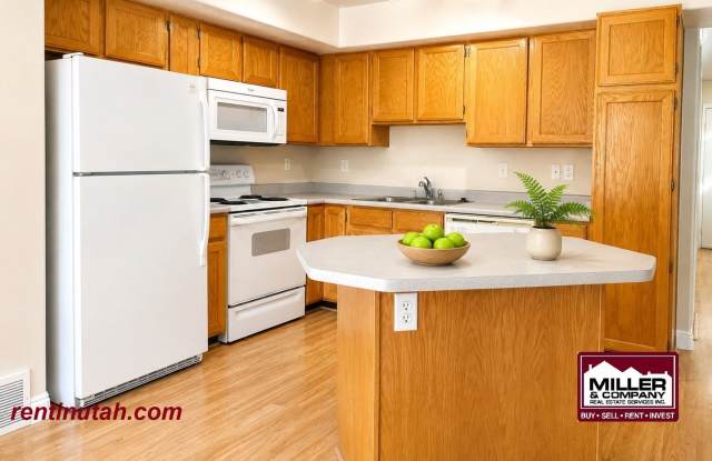 Nice West Jordan Townhouse For Rent! Gallery 4