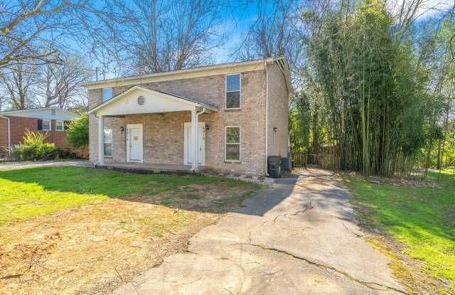 4918 Oakview Road - 4918 Oakview Road, Knoxville, TN 37918