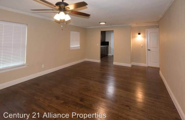 604 Blevins St - 604 Blevins St, Fort Worth, TX 76111