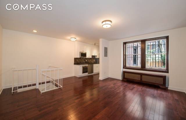 39 West 69th Street - 39 West 69th Street, New York City, NY 10023