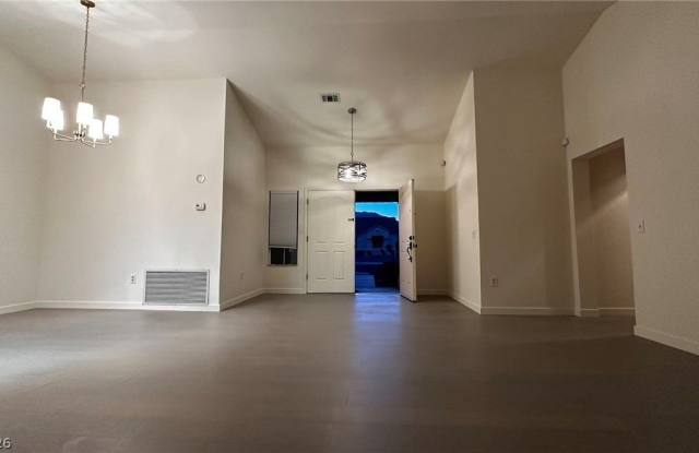 2716 Legend Drive Gallery 2