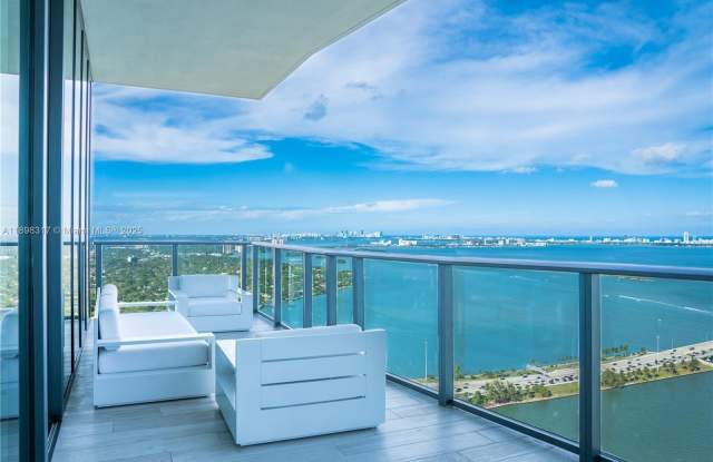 3131 NE 7th Ave photos photos