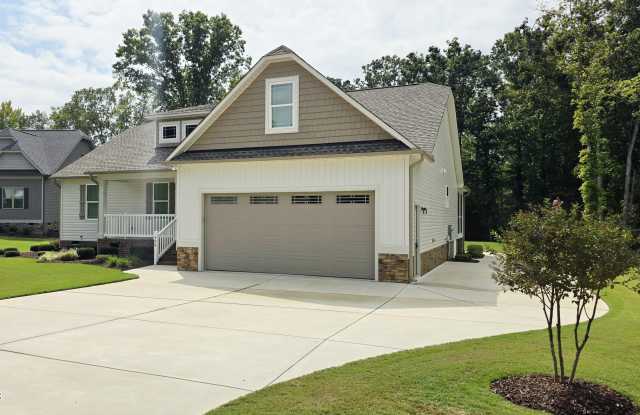 574 Long Grass Drive Gallery 2