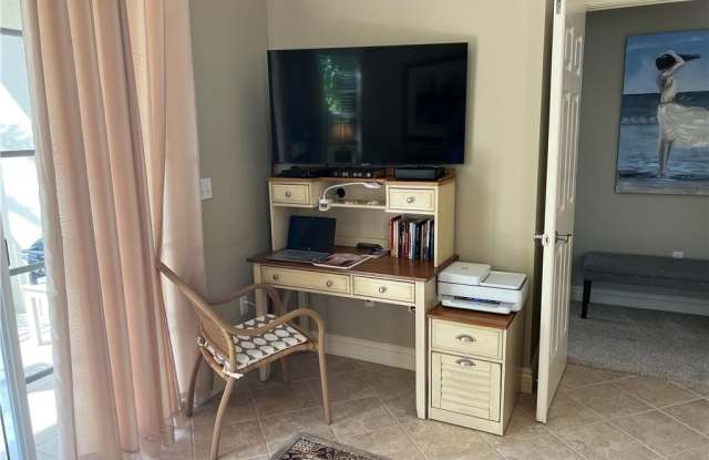 5068 Annunciation Cir Gallery 3