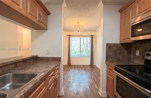 10610 SW 158th Ct Gallery 4