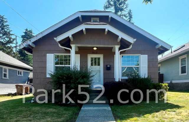 2 Bedroom Home in North Tacoma - 917 N Proctor St photos photos