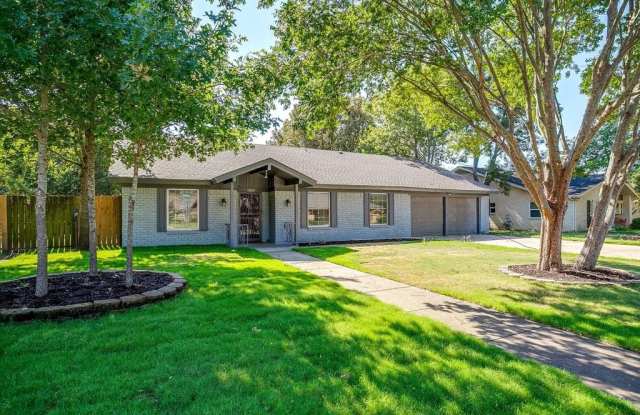 1225 Crestwood Drive photos photos