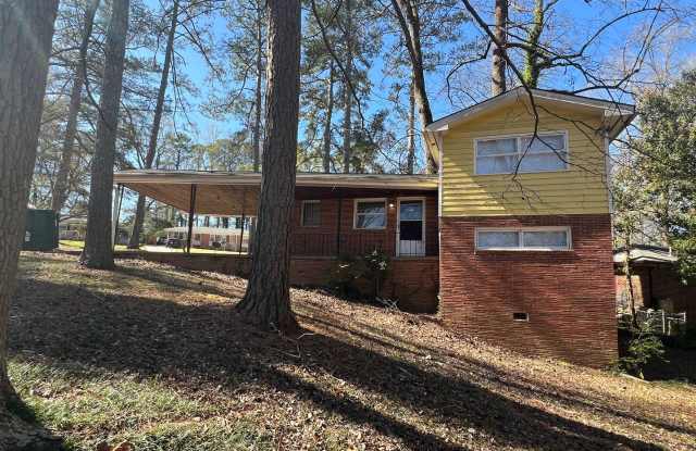 4 Bedroom 2 Bath House - 3493 Primrose Place, Belvedere Park, GA 30032 4 Bedroom 2 Bath House - 3493 Primrose Place, Belvedere Park, GA 30032