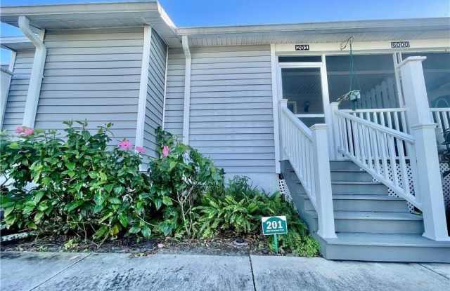 6000 Timberwood Circle unit: 201 photos photos