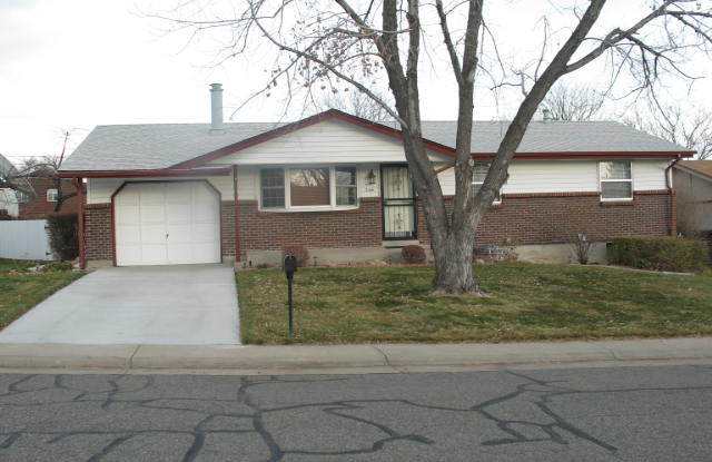 Quiet 3 bedroom ranch in Arvada - 7144 Ingalls Court, Arvada, CO 80003