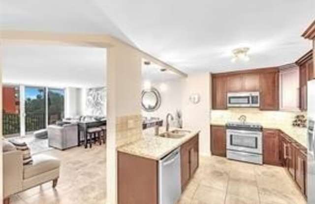 1150 HILLSBORO MILE Gallery 3