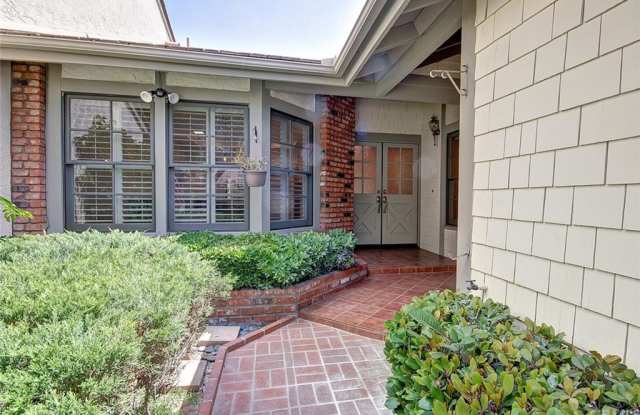 1021 Regis Way Gallery 2