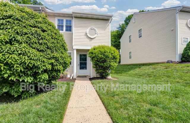 1732 Rosewood Ct photos photos