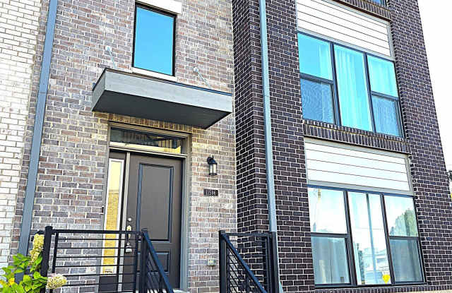 11596 Fulham Street photos photos