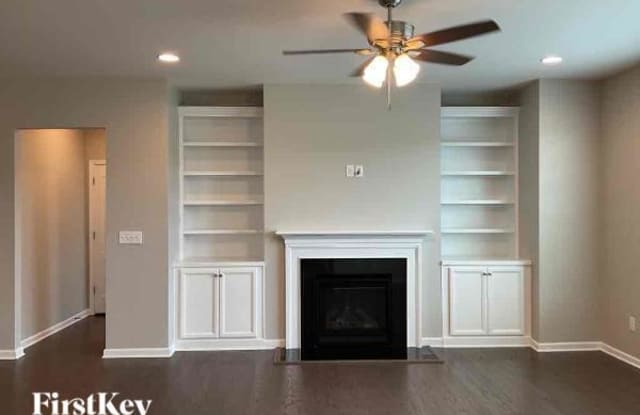 205 Barberry Drive Gallery 3