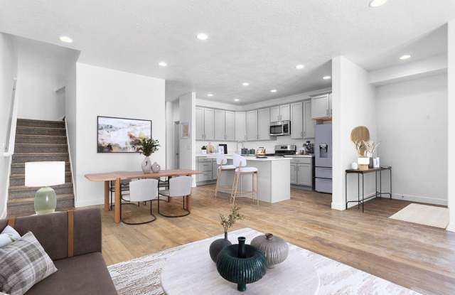 2 WEEKS FREE RENT- 3 Bed 2.5 Bath South Jordan Townhome Available Early September! Gallery 1