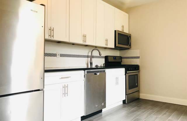109 W 112th St. photos photos