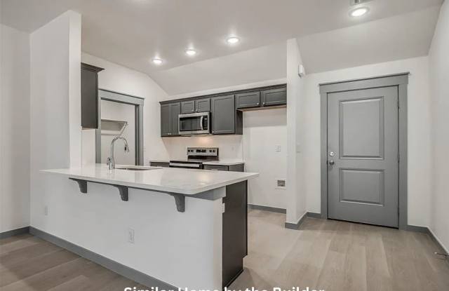 Move-In Ready 3-Bed, 2-Bath Gem in Prime OKC Location! photos photos