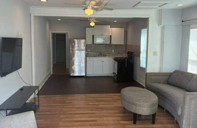 4349 San Juan Avenue - APT 3 Gallery 2