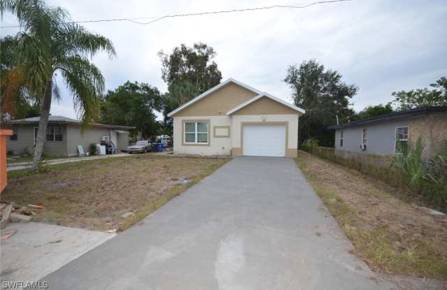 3312 Armstrong Court N photos photos