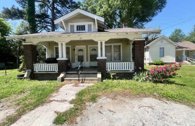 135 Hollywood Drive - 2 - North photos photos