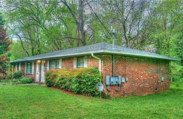 4058 John Arnold Circle Gallery 2