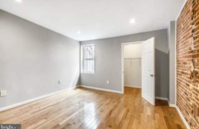 737 N PATTERSON PARK AVENUE Gallery 2