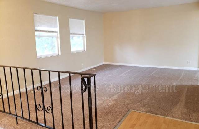 3130 W 2865 S Gallery 2