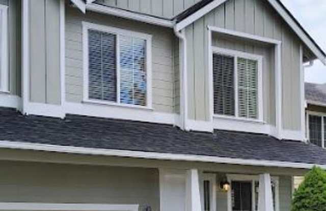 ****GATED AREA, 4 BDR w/LOFT**** photos photos