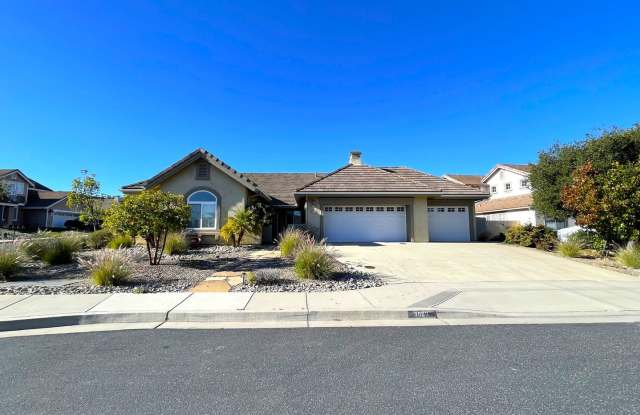 Single Story Large Four Bedroom Home in the Bluffs - 3003 Buckthorn Lane, Mission Hills, CA 93436