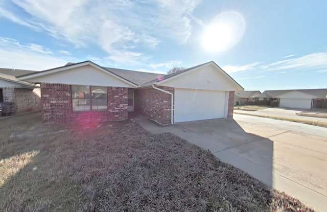 4206 SW Hickory photos photos