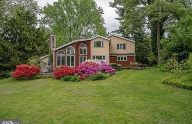 742 NEWTOWN ROAD photos photos
