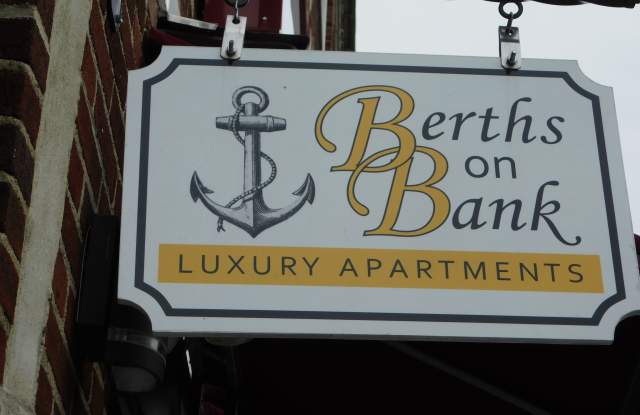 153 Bank Street unit: 203 photos photos