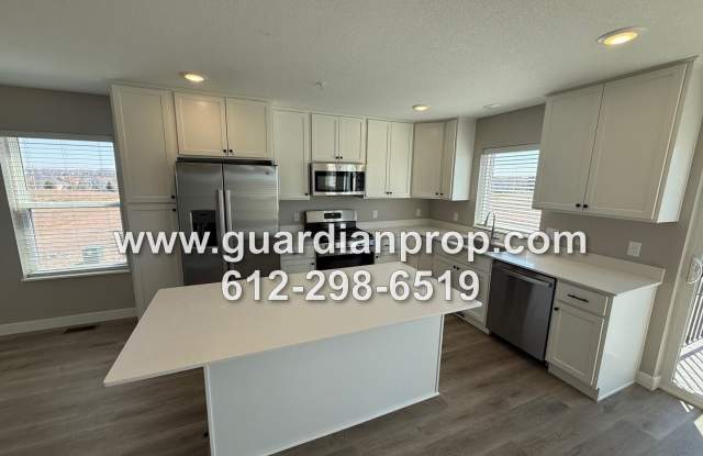 New Construction, Luxury Townhouse Available Now, Lower Family Room, 4 Baths, Loft Area Gallery 1