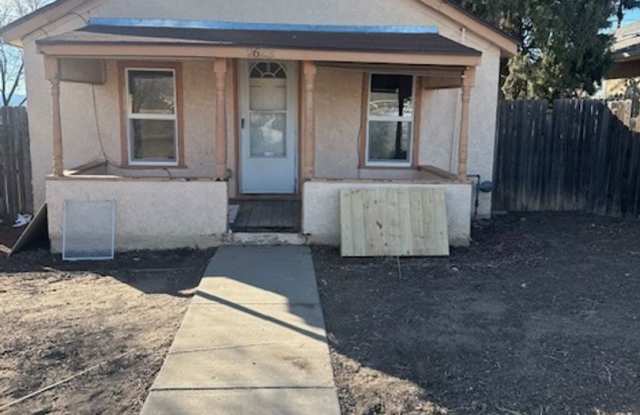 ALL PROSPECTIVE TENANTS MUST SUBMIT A $58 NON-REFUNDABLE APPLICATION FEE PER APPLICANT ONLINE AND BE PRE-QUALIFIED PRIOR TO ANY SHOWINGS - 2623 Norwich Avenue, Pueblo, CO 81003
