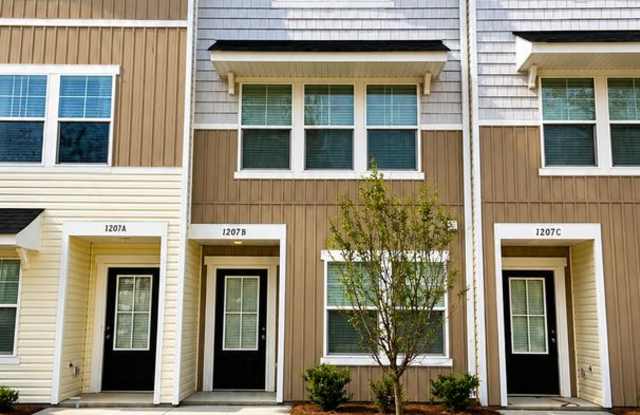 Brand New Townhome | 3 BR/3.5BA | 1-Car Garage | Near Downtown Mooresville photos photos
