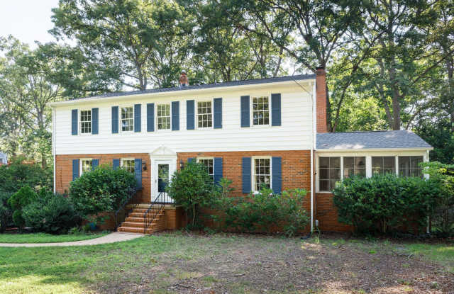 Large 5 Bedroom Home in Bon Air ***Available Mid August*** Gallery 1