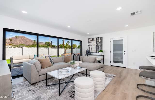 4464 E Campbell Avenue photos photos