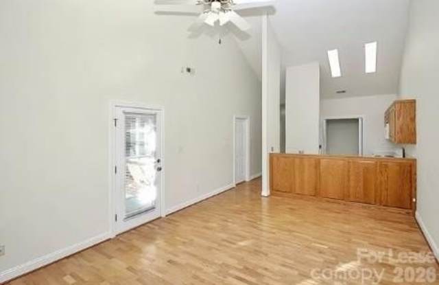 3860 Azelea Trail photos photos