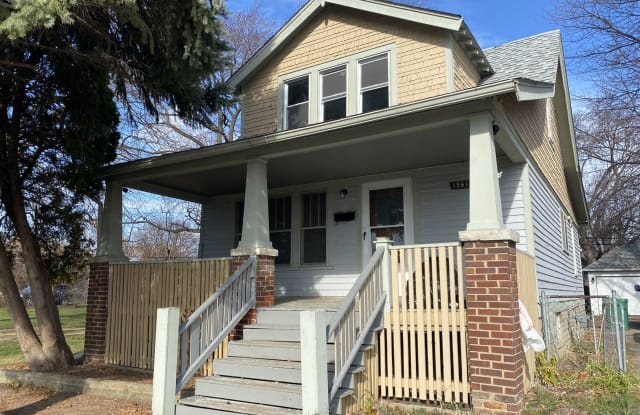 15611 Glander Ave - 15611 Glander Avenue, Eastpointe, MI 48021