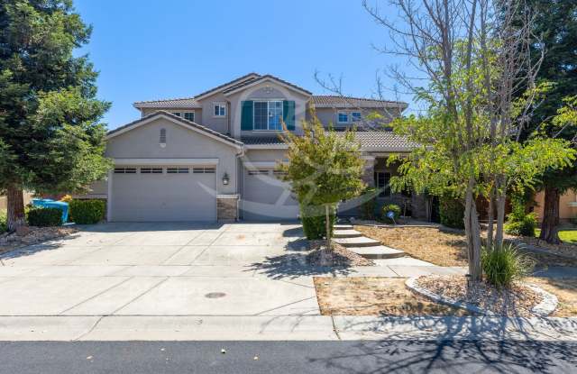 4 Bedroom, 2.5 bathroom, 3 car garage photos photos