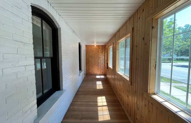 4 Bed 2 Bath Single Family Home in Wausau Gallery 4