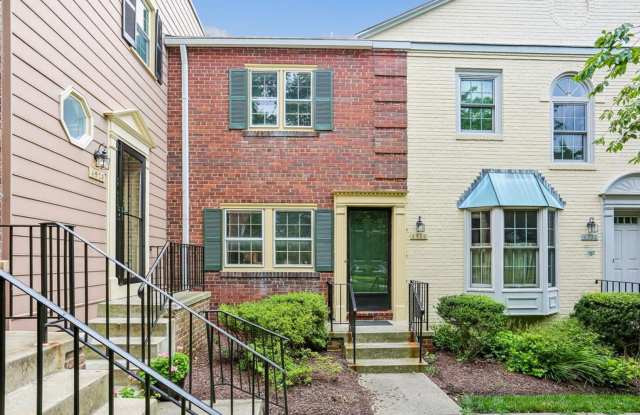 Great 2BR 2BA in Kenwood Forest Community in Downtown Bethesda photos photos