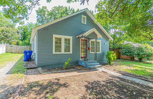 Beautiful Campus Home! Gallery 3