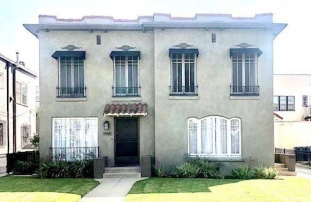 1946 S Bronson photos photos